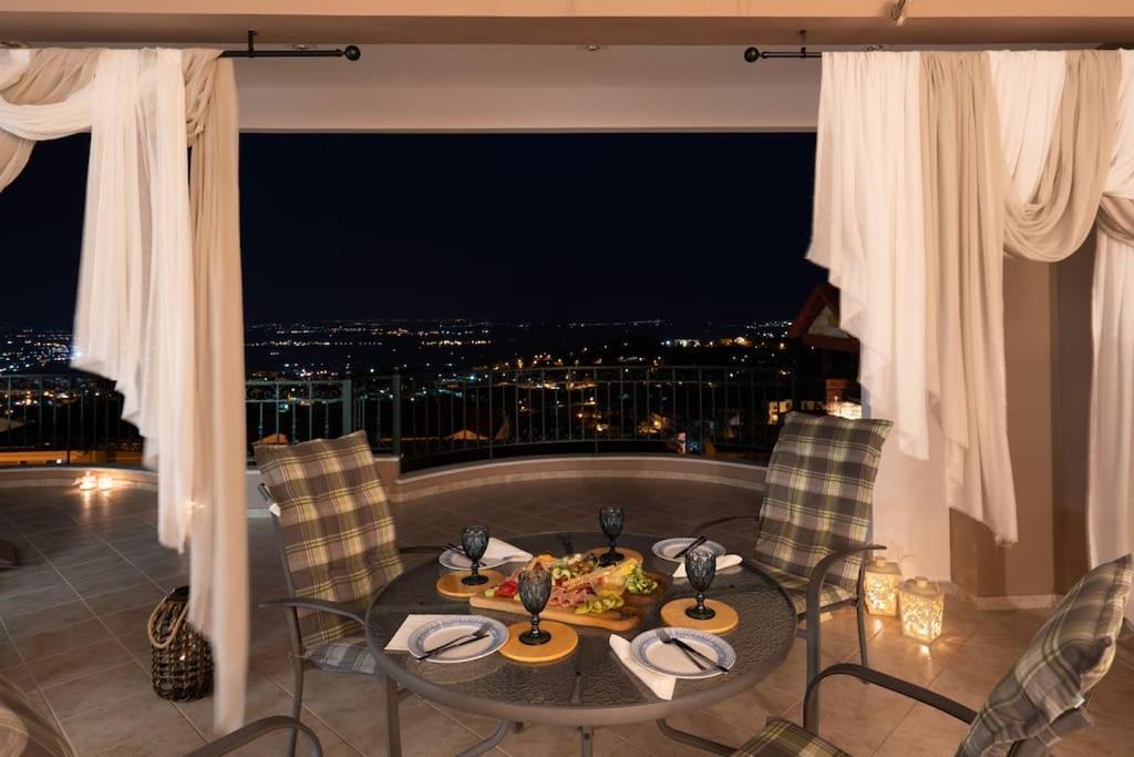 Amazing View With Huge Balcony Apartment Veria  Exterior photo
